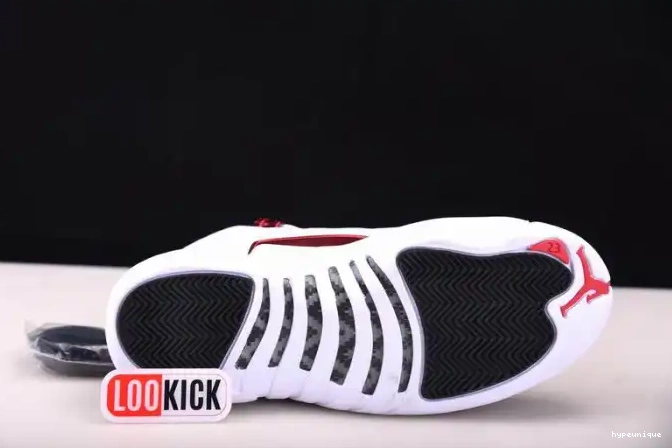 HYPE Air Twist CT8013-106 12 Jordan 0525